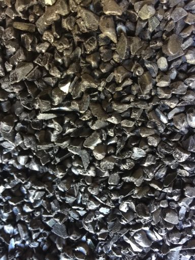 PA 6.6 ex. Ultramid A3X2G5 schwarz Mahlgut - AMPlast Trading Materialmanagement - Lieferant von Kunststoff - Rohstoffen