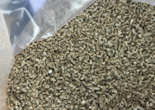 Peek ex. Victrex 450GL30 natural Mahlgut- AMPlast Trading Materialmanagement - Lieferant von Kunststoff - Rohstoffen